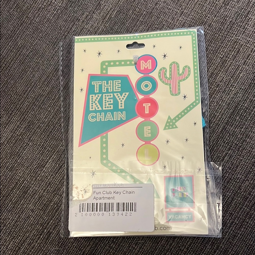 Motel Rocks Keychain - Blue - Picture 2 of 2